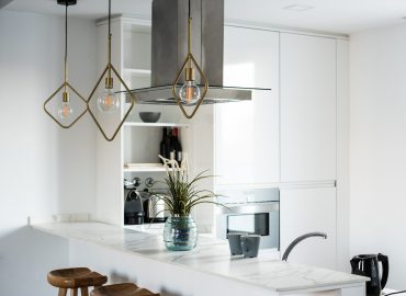 interior-design-house-and-modern-white-kitchen.jpg